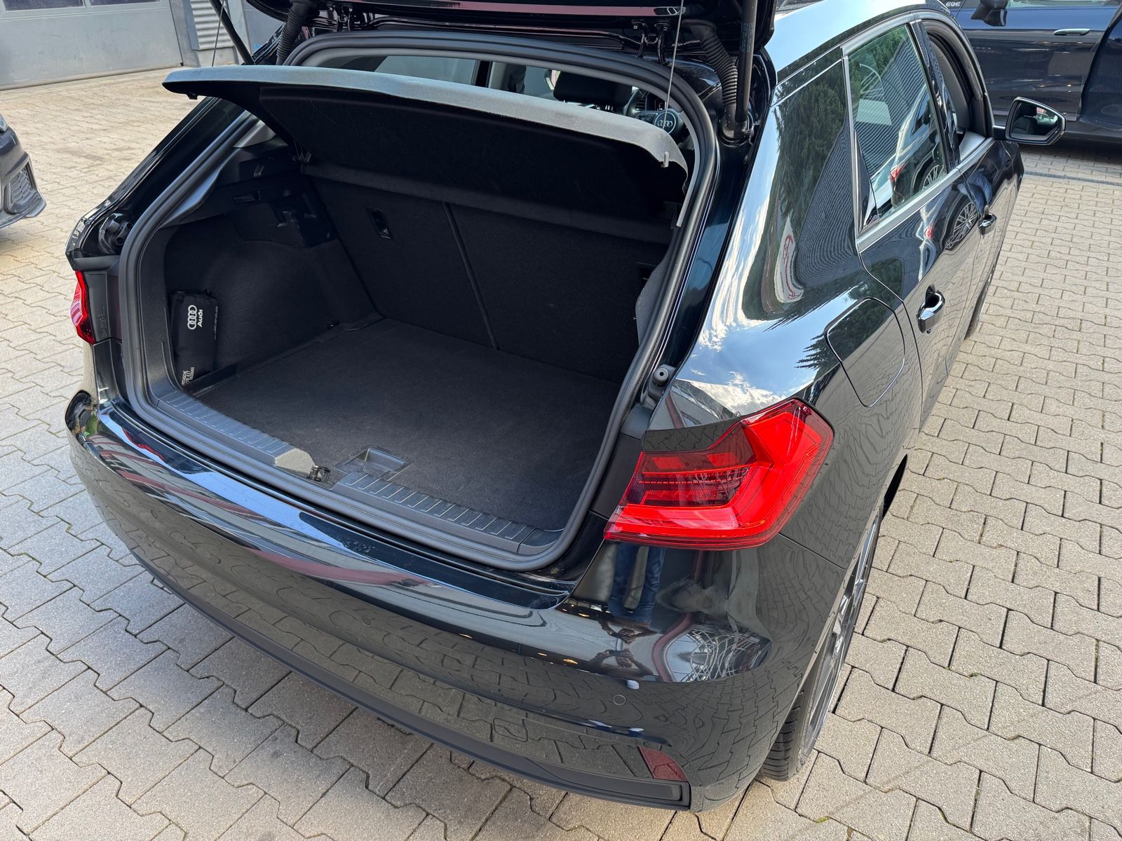 Audi A1 Sportback 30 TFSI - Samsaru's Car Outlet