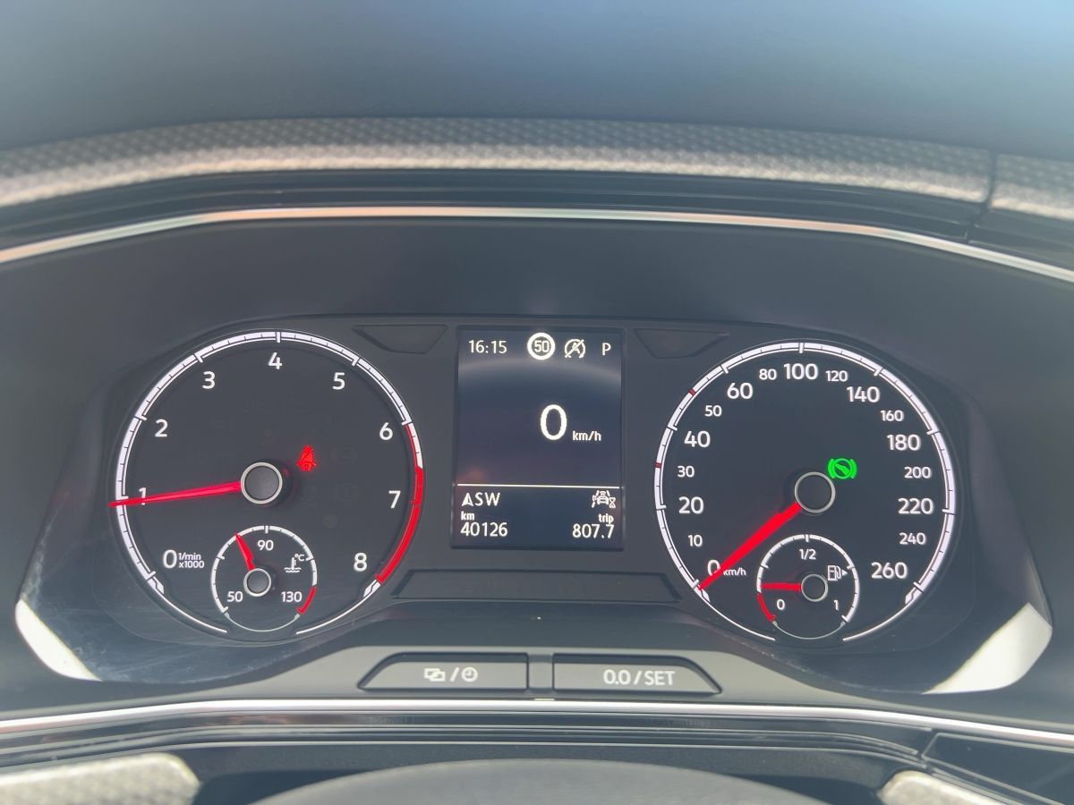 Volkswagen T-CROSS 1.0 Life - Samsaru's Car Outlet