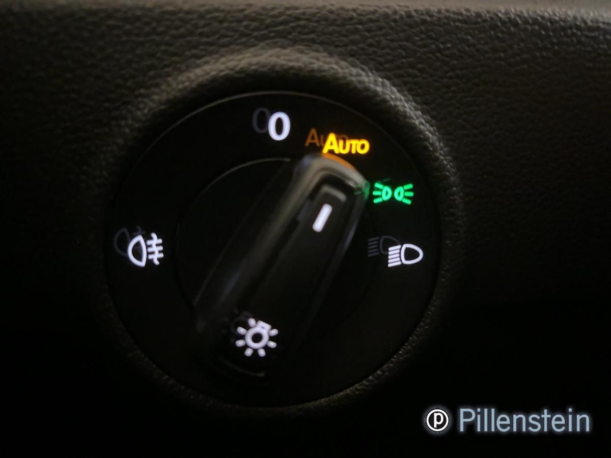 Volkswagen T-Roc LIFE 1.0 TSI - Samsaru's Car Outlet