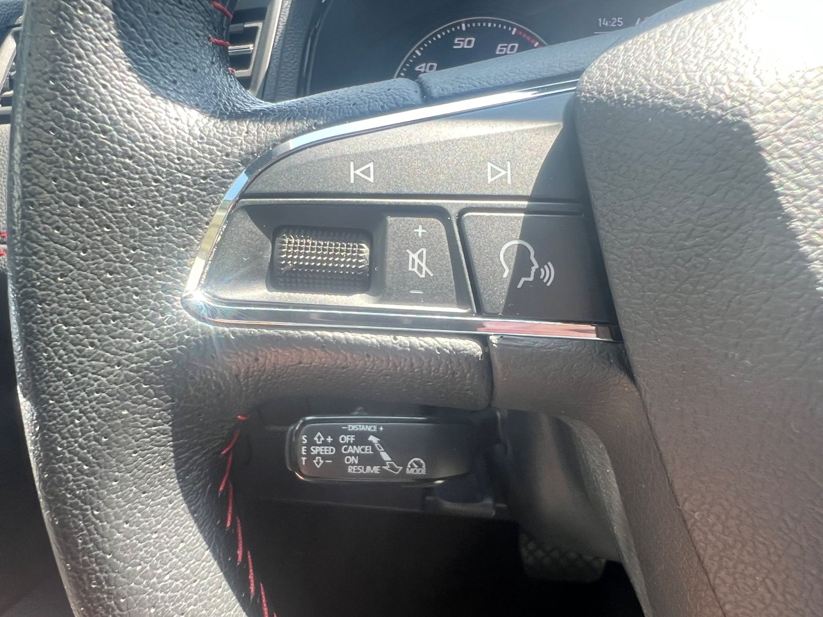 Seat Arona FR DSG 110PS - Samsaru's Car Outlet
