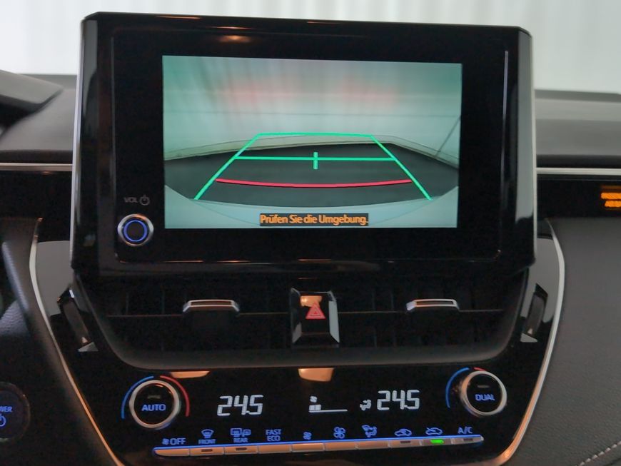 Toyota Corolla 1.8 Hybrid Team Deutschland NAVI+BI-LED+
