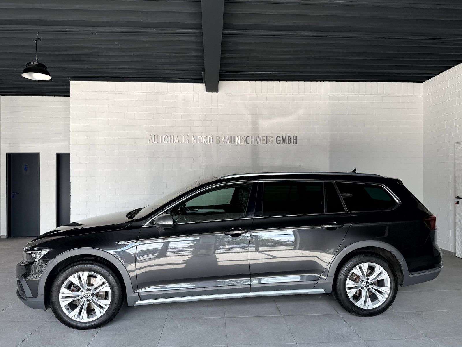 Volkswagen Passat Alltrack Variant 2.0 TDI DSG*Pano*AHK*IQ*