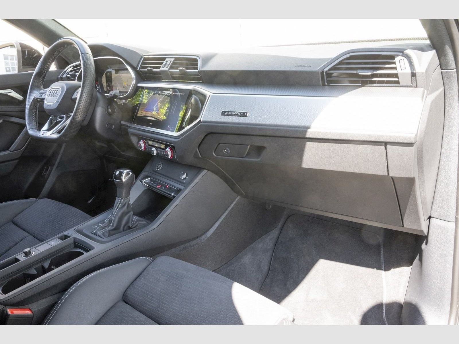 Audi Q3 S line 40 TDI quattro 'LED|AHK|Navi
