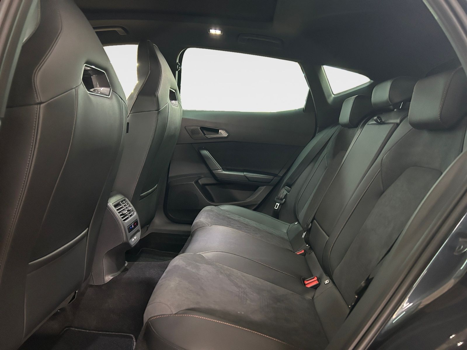 Cupra Formentor VZ 1.5 e-HYBRID AHK Pano Matrix