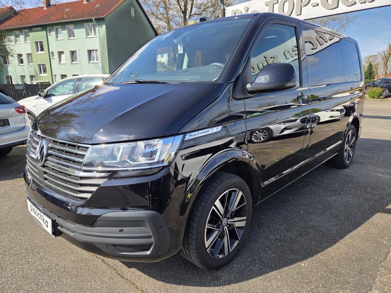 Volkswagen T6.1 TDI Multivan Comfortline - Samsaru's Car Outlet