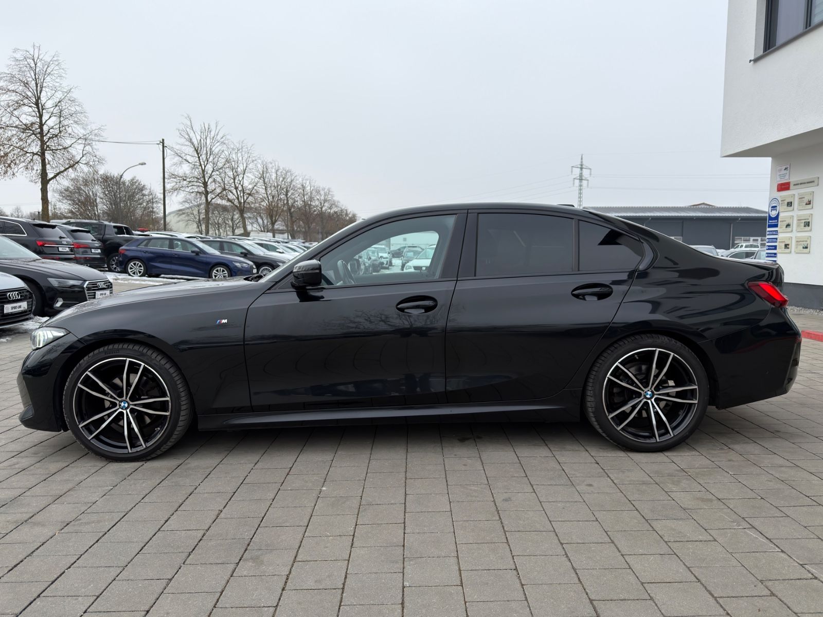 BMW 320d Lim. xDrive M Sport ACC CarPlay Lane RFK