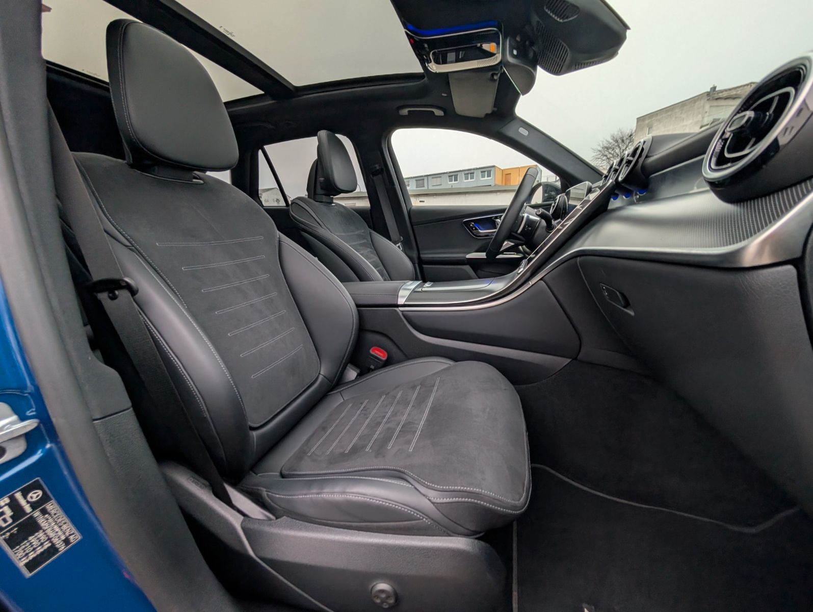 Mercedes-Benz GLC 400 e 4Matic *AMG*AHK*PREMIUM-PLUS*PANO*AIRB
