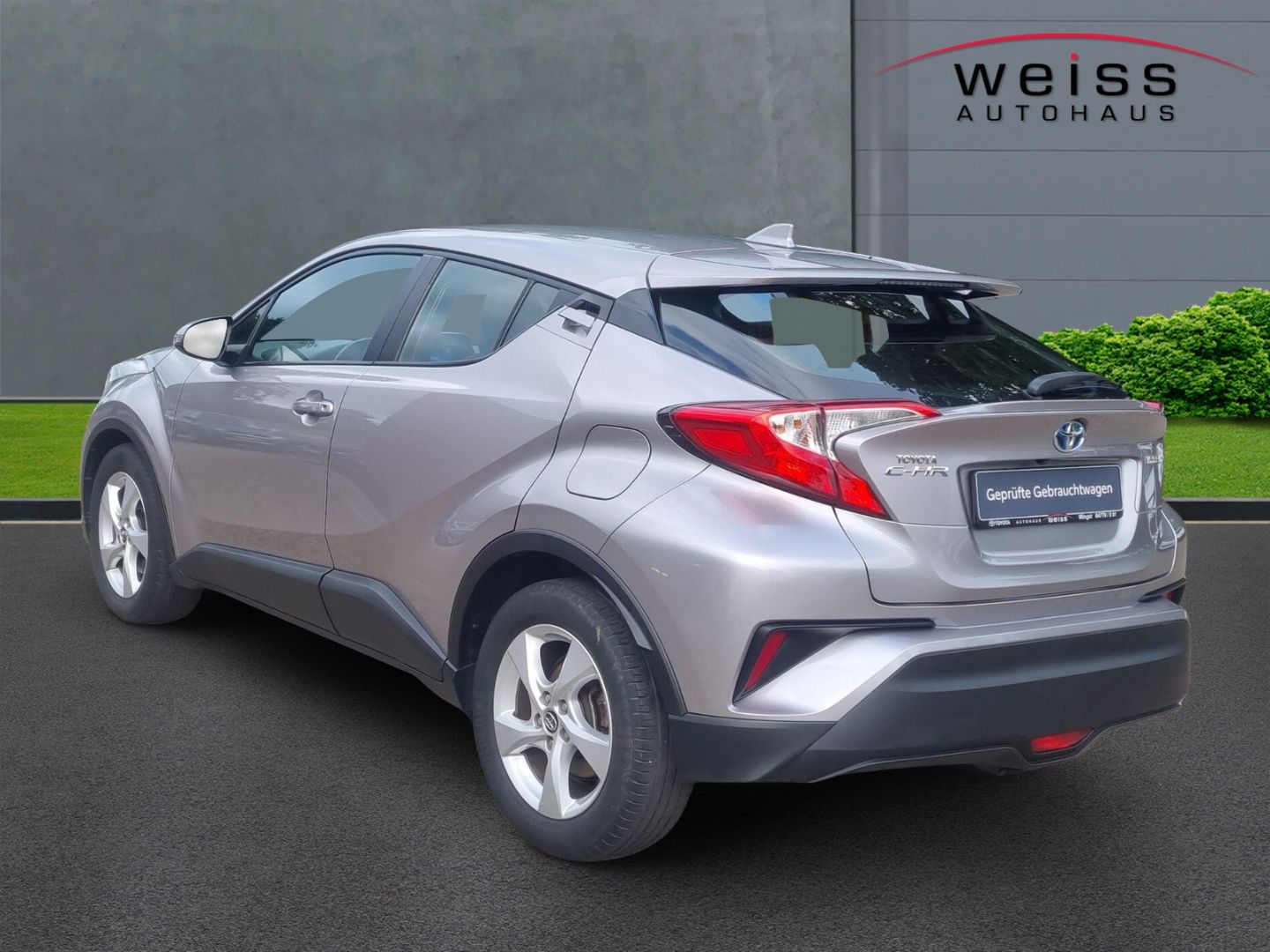 Toyota C-HR Hybrid Business Edition - Samsaru's Car Outlet