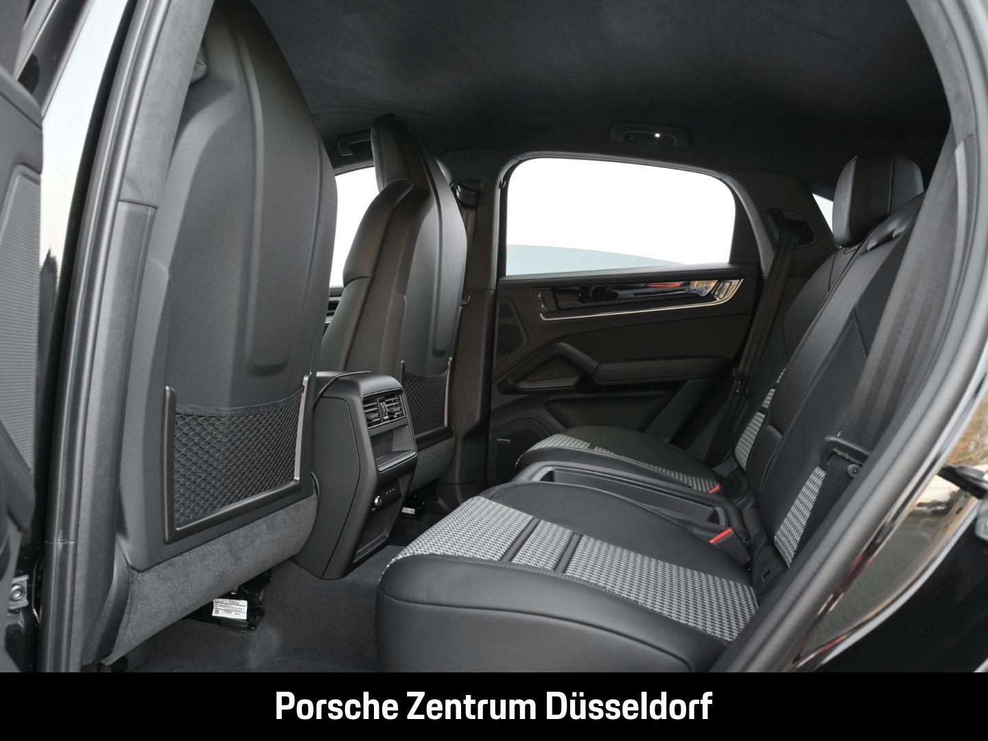 Porsche Cayenne E-Hybrid Coupe BOSE LED-Matrix Luftfeder