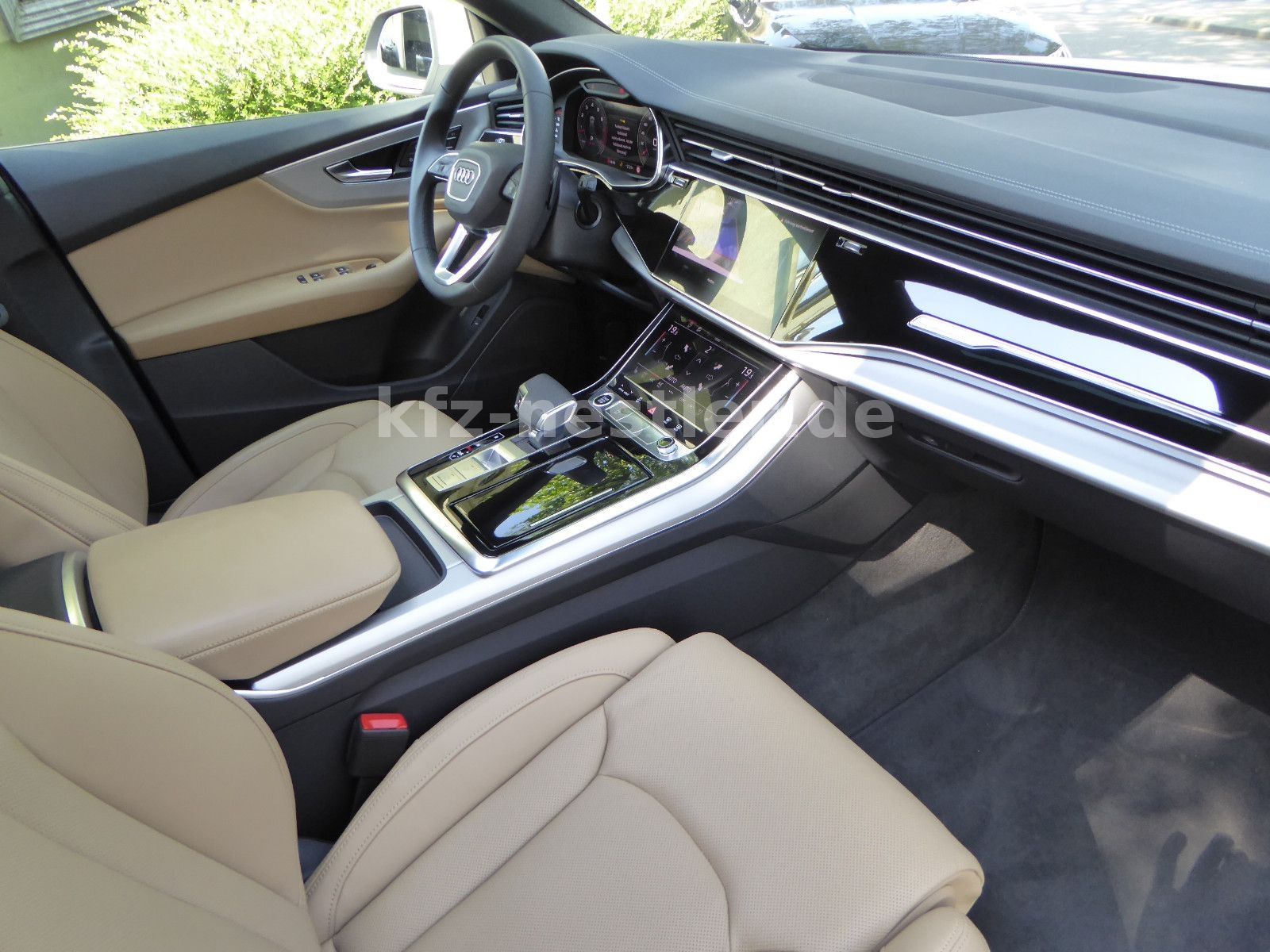 Audi Q8 55 TFSI S Line - Samsaru's Car Outlet
