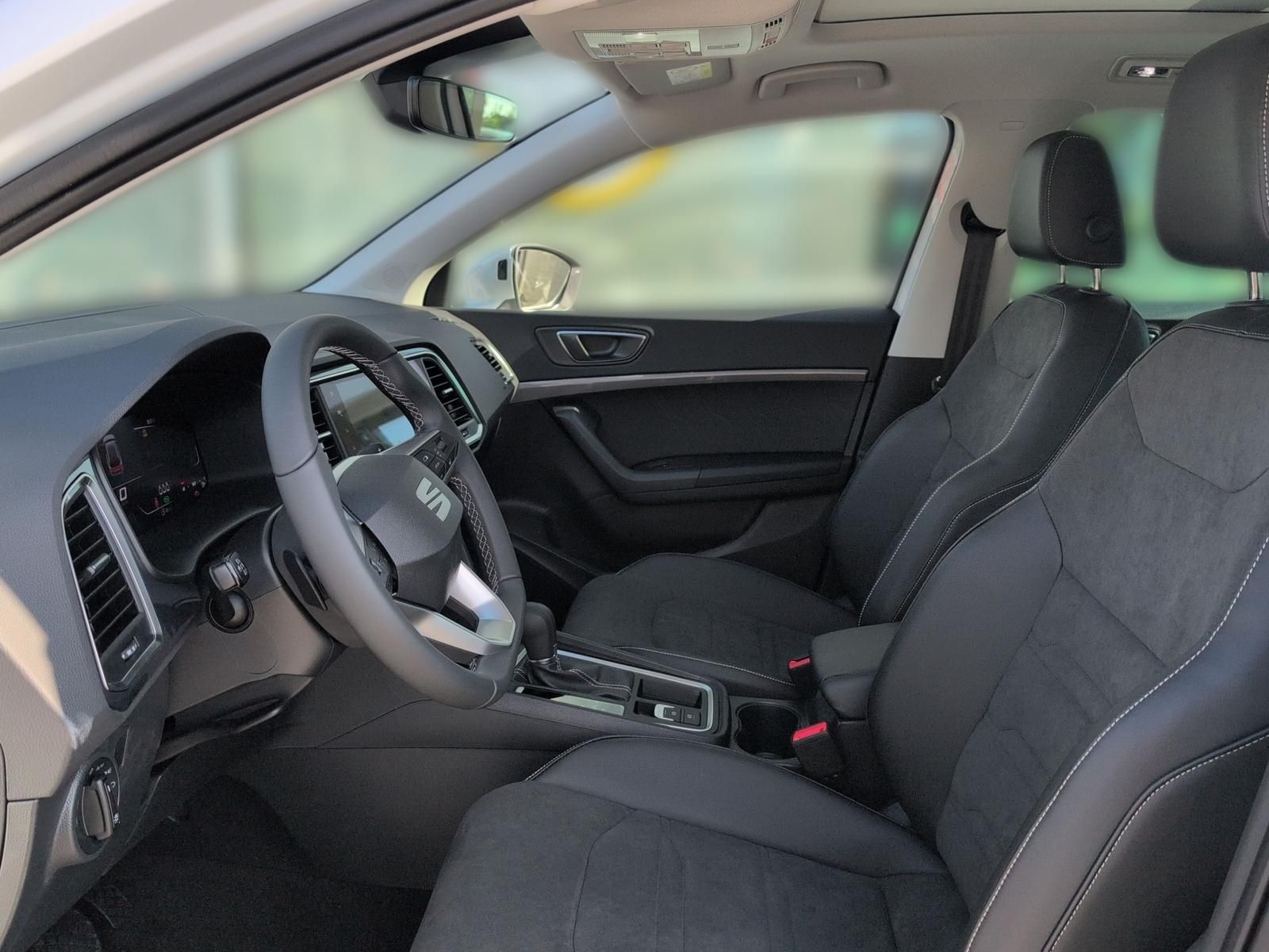 Seat Ateca 2.0 TDI 7DSG Road Edition AHK/PANO/LED/PAR