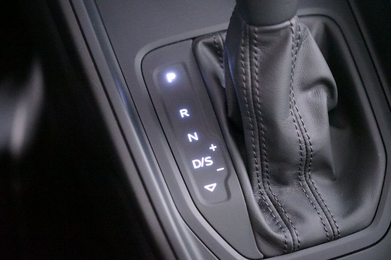 Audi A1 1.5 35 TFSI Sportback S-tronic*Kamera*Navi*DA