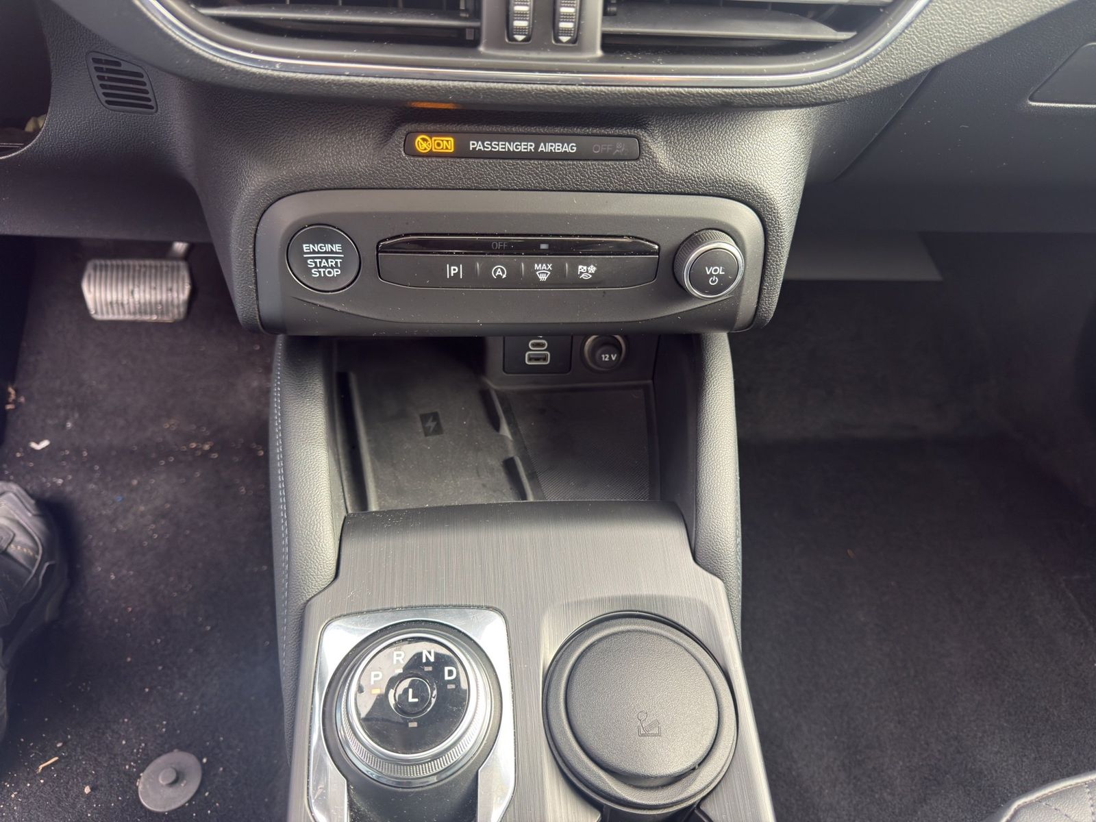 Ford Focus Turnier Active X 1.5 EcoBlue *AHK*PANO*HEA