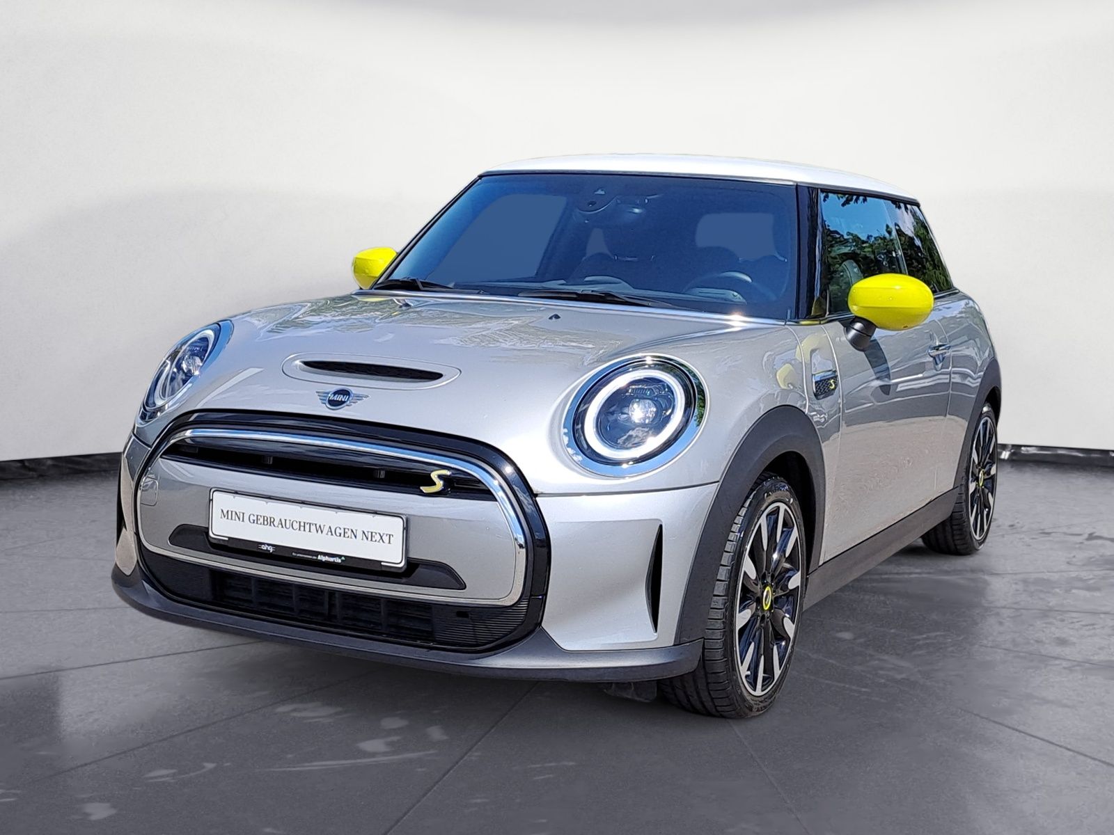 MINI Cooper SE - Samsaru's Car Outlet