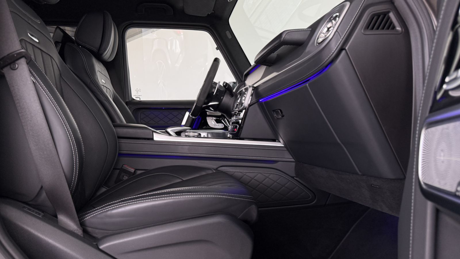 Mercedes-Benz G 63 AMG - Samsaru's Car Outlet
