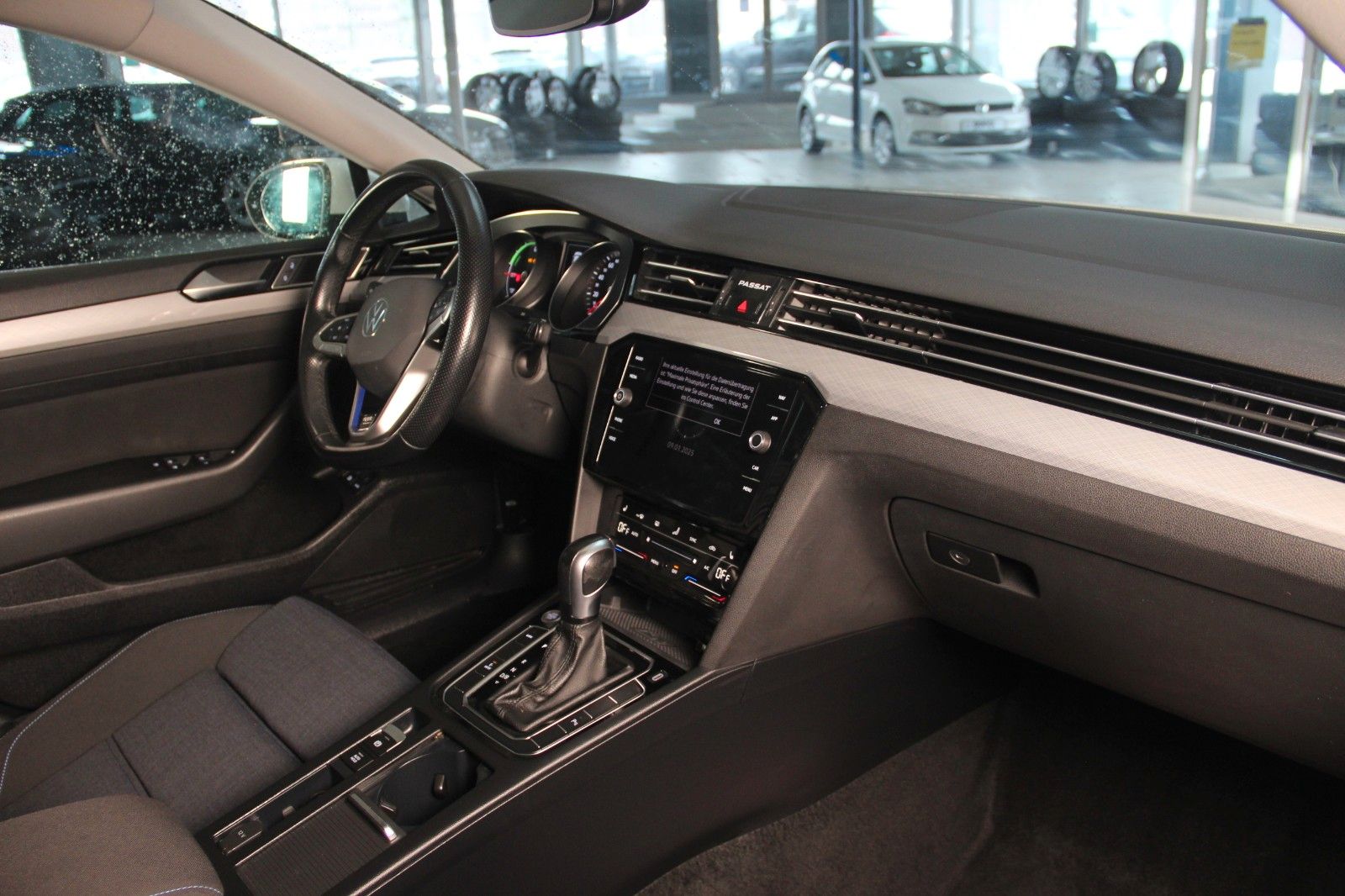 Volkswagen Passat Variant 1.4 GTE Hybrid - Samsaru's Car Outlet
