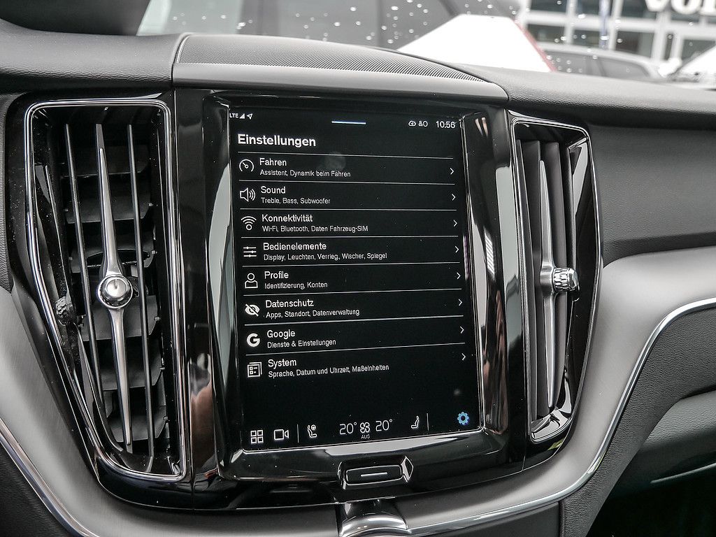 Volvo XC60 2.0 Core Recharge Plug-In Hybrid AWD