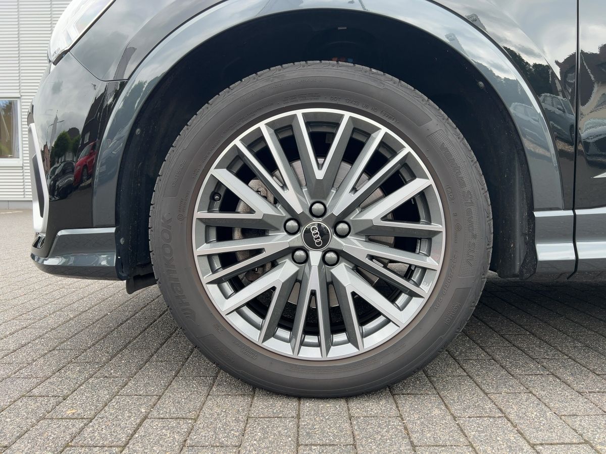 Audi Q3 Sportback 40 TFSI quattro S line - Samsaru's Car Outlet