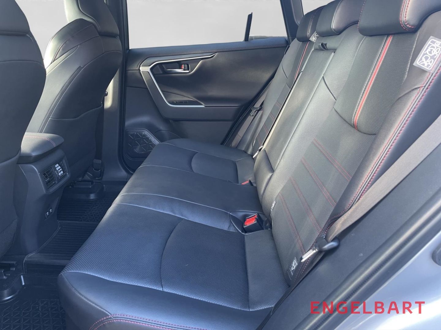 Toyota RAV 4 2.5 Plug-in Hybrid 4x4 Style+Technik - Samsaru's Car Outlet
