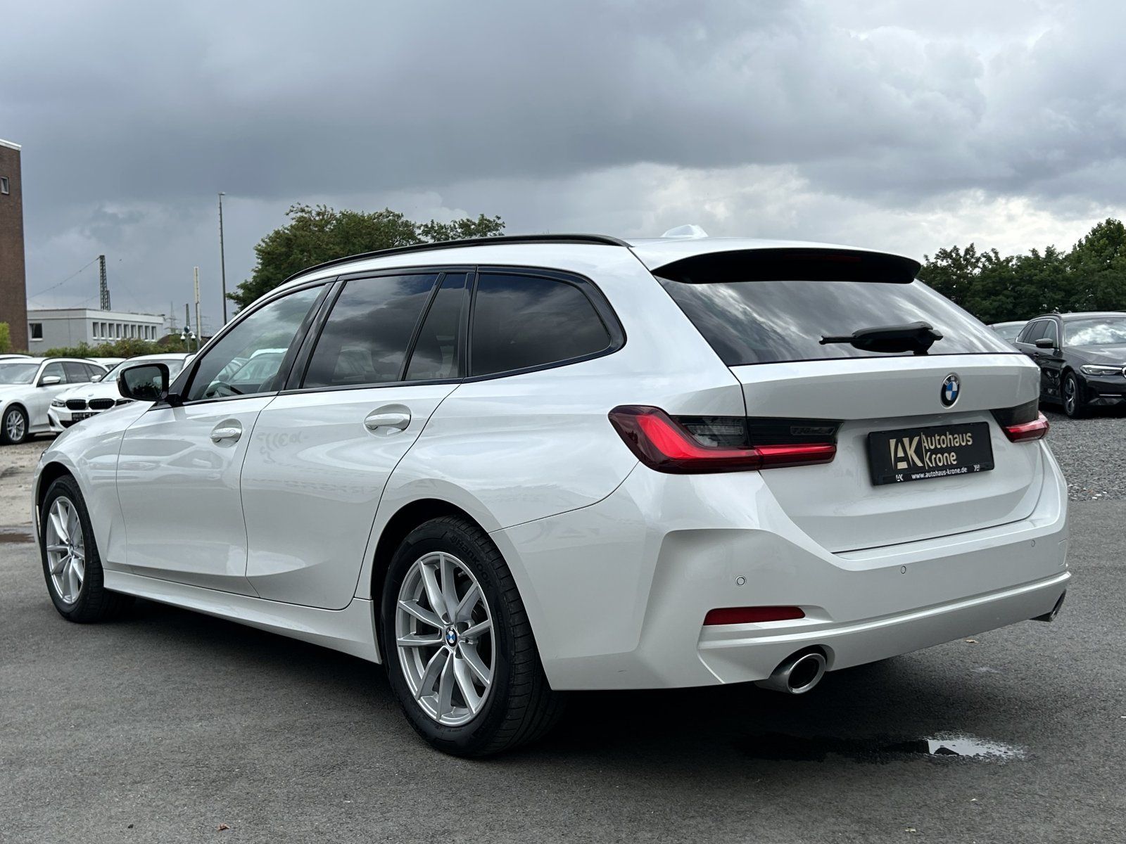 BMW 320 d Mild Hybrid xDrive - Samsaru's Car Outlet