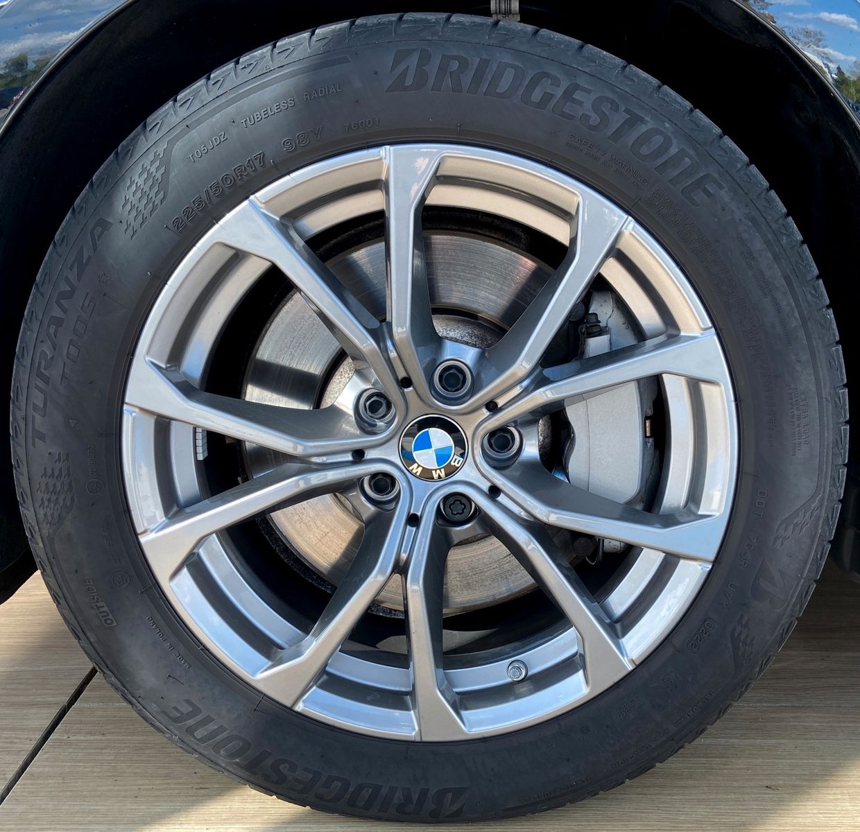BMW 330i Touring Sport Line - Samsaru's Car Outlet