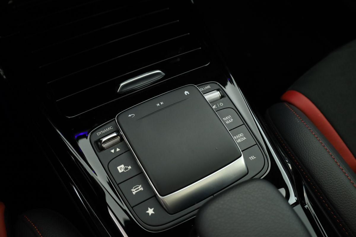 Mercedes-Benz CLA 35 AMG Coupé - Samsaru's Car Outlet