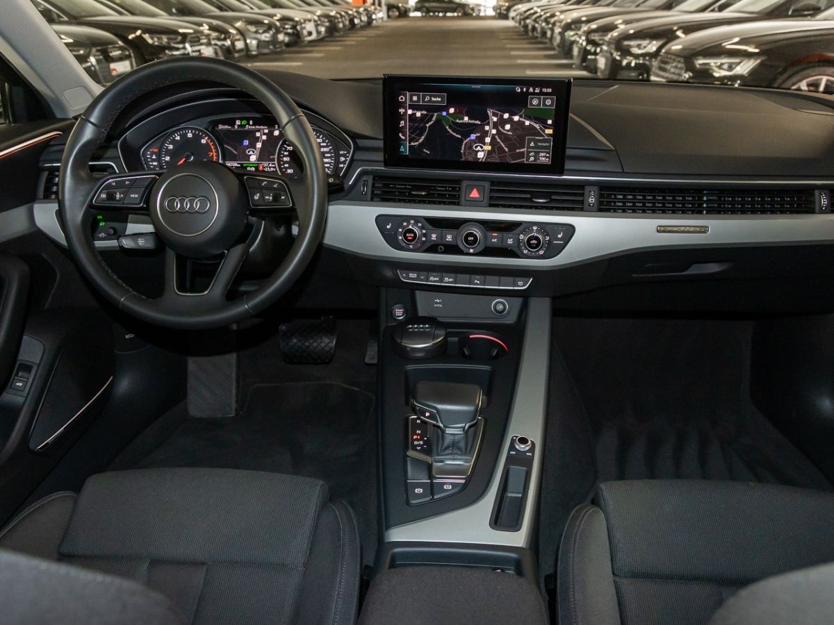 Audi A4 Avant 40 TFSI qu advanced - Samsaru's Car Outlet