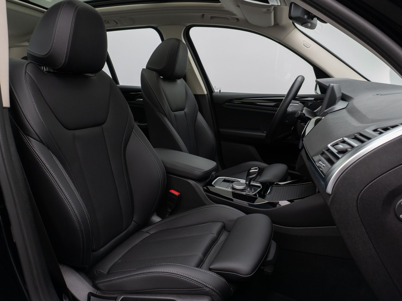 BMW X3 xD30e Sport - Samsaru's Car Outlet
