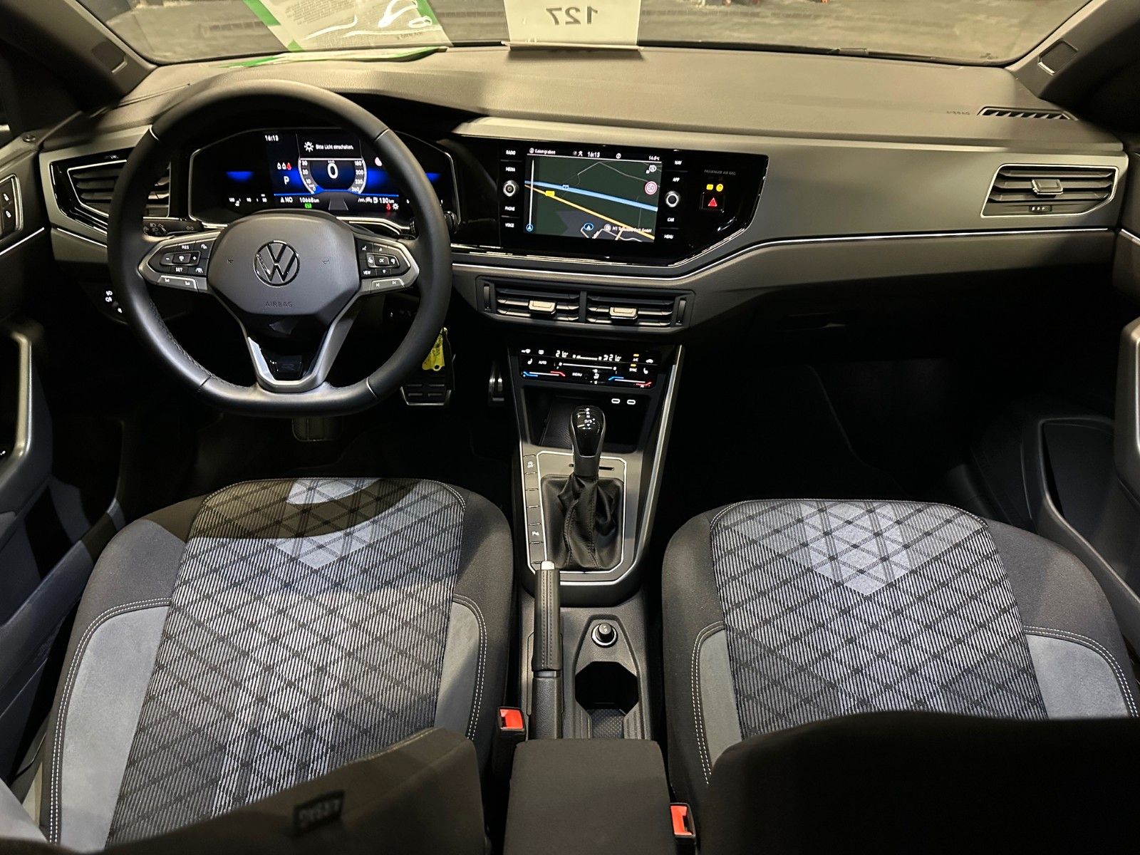 Volkswagen Polo VI R-Line *NAVI*IQ.Drive*KAMERA*CarPlay*ACC