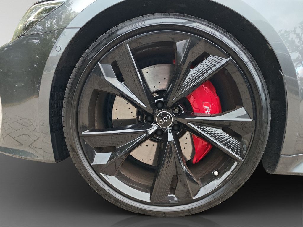 Audi RS6 Avant 4.0 TFSI quattro