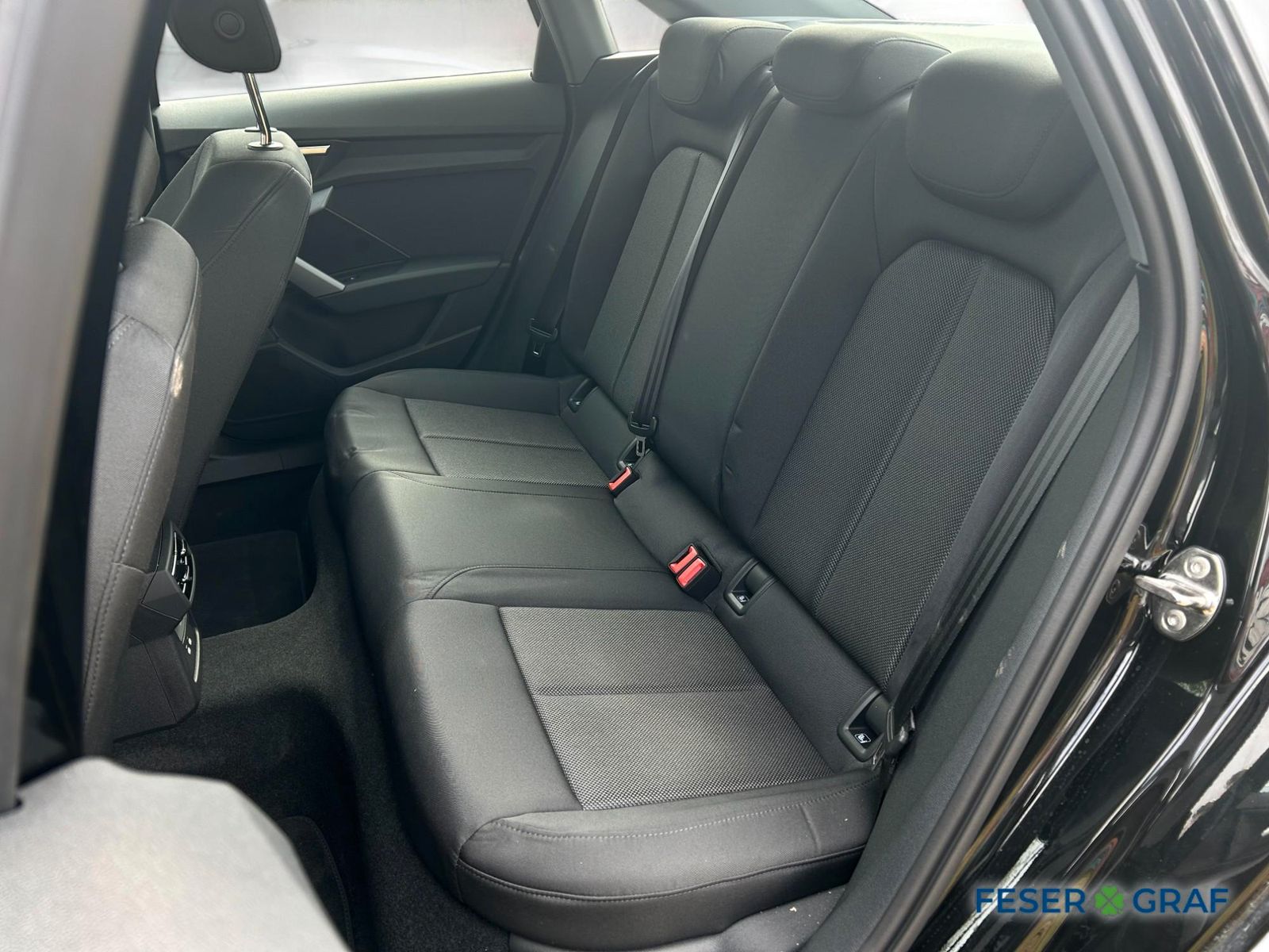 Audi A3 Limousine 30TFSI S tronic - Samsaru's Car Outlet