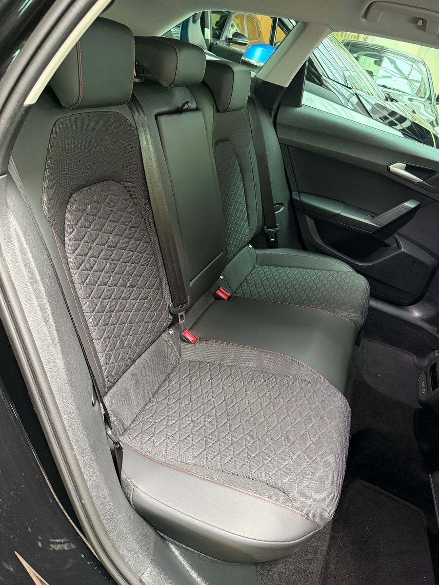 Seat Leon Sportstourer 1.4 e-Hybrid DSG FR      AHK
