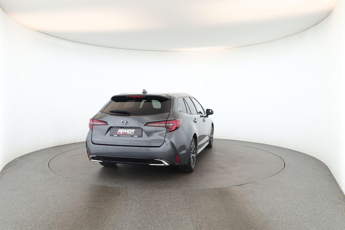 Toyota Corolla Touring Sports 2.0 CVT Team D Navi Kam