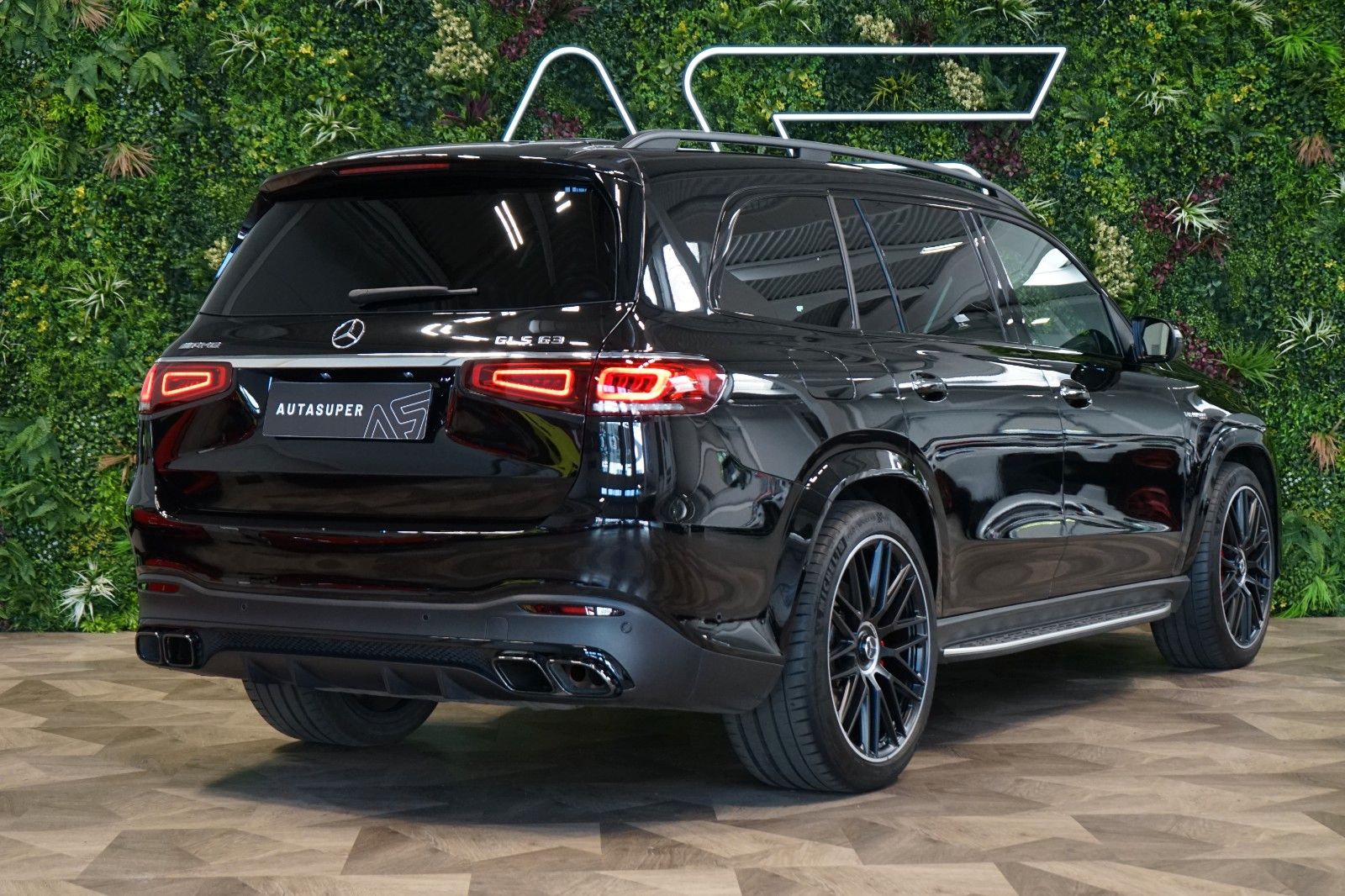 Mercedes-Benz GLS 63 4MATIC+ - Samsaru's Car Outlet