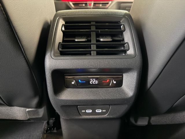 Volkswagen Tiguan TDI R-Line AHK 20Z Area Black Leder Pano