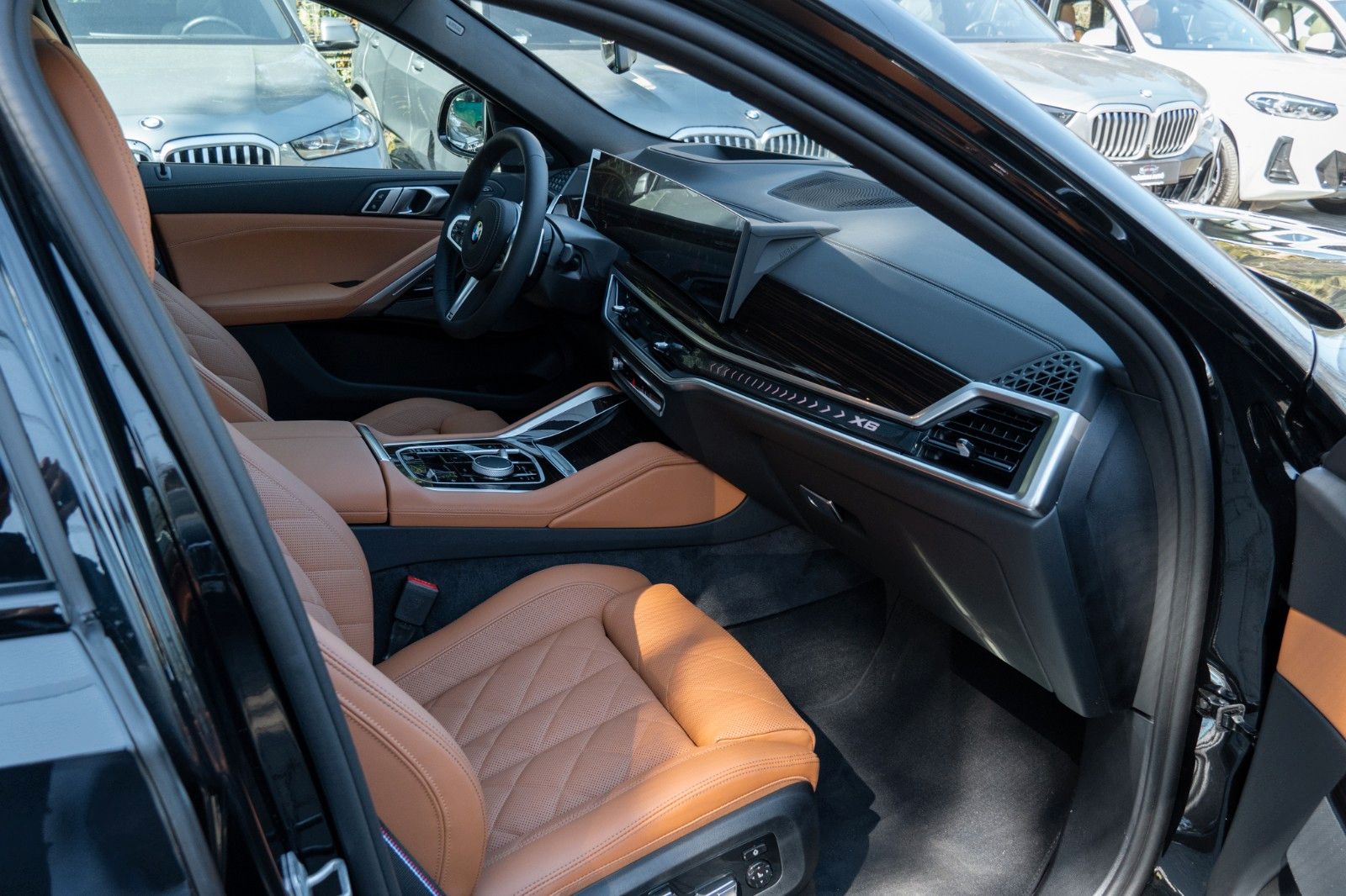 BMW X6 30d M SPORT - Samsaru's Car Outlet