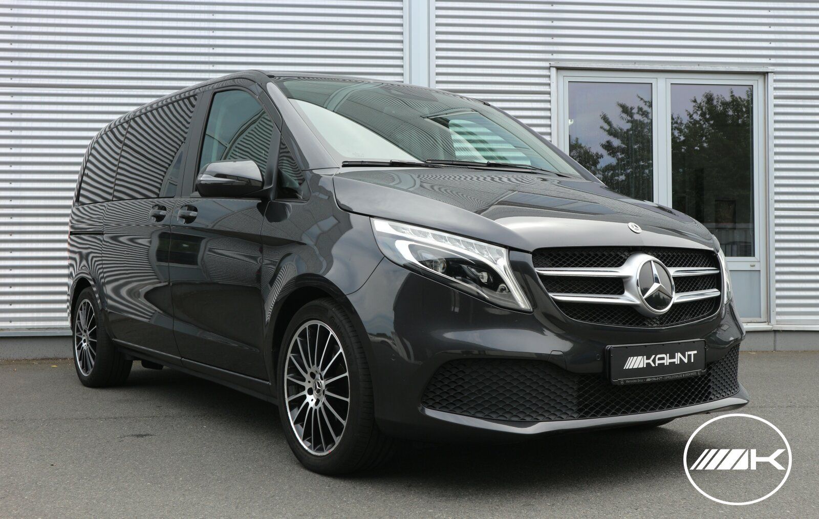 Mercedes-Benz V 250d K EDITION - Samsaru's Car Outlet