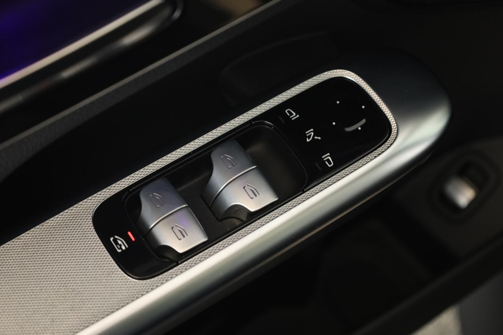 Mercedes-Benz GLC 300 d 4M AMG Advanced Night DIGITAL Pano AHK