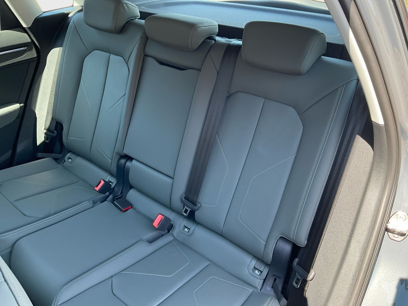 Audi Q3 40 TFSI advanced quattro - Samsaru's Car Outlet