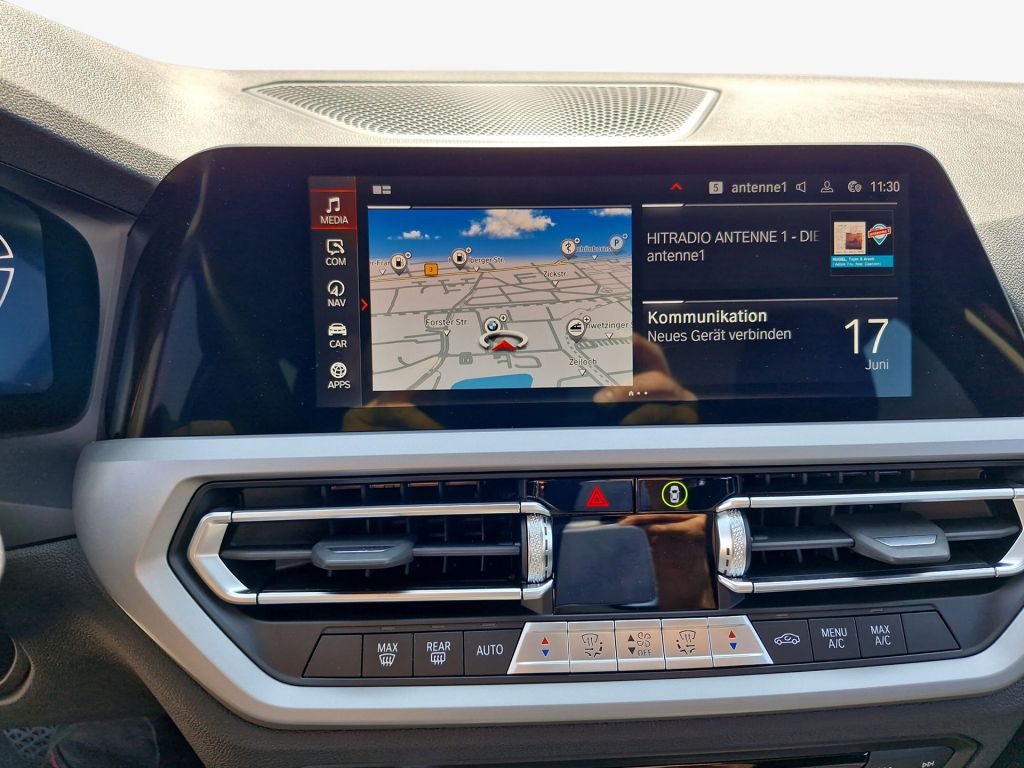 BMW 320i Touring Aut. Advantage - Samsaru's Car Outlet