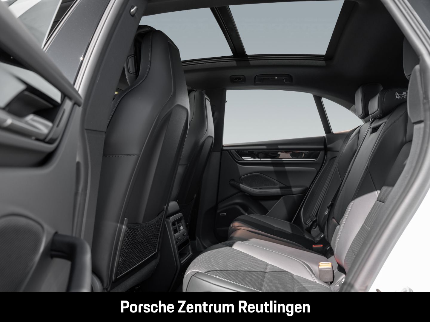 Porsche Macan 4 BOSE Luftfederung Panorama Surround-View