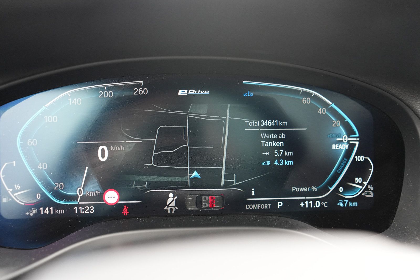 BMW X3 30e X Line xDrive*LED*AHK*PANO*NAV*HEADUP*