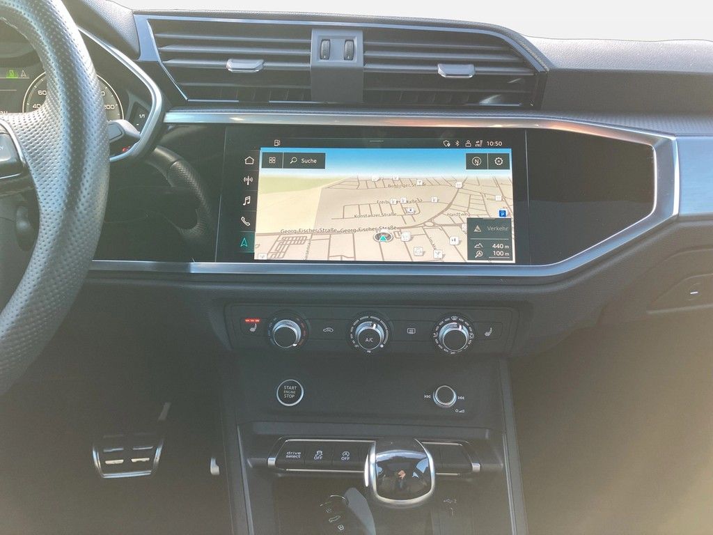 Audi Q3 Sportb. 45 TFSI qu. S tronic S line - Samsaru's Car Outlet