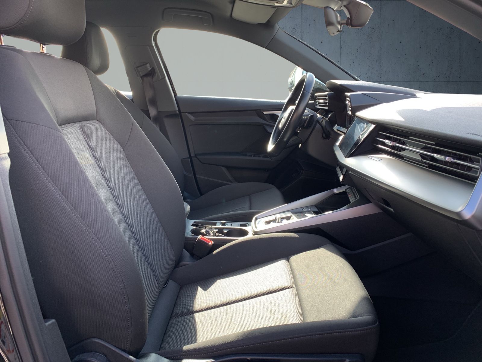 Audi A3 Sportback 40 TFSI e MMI/ASI/SHZ/sound/Temp