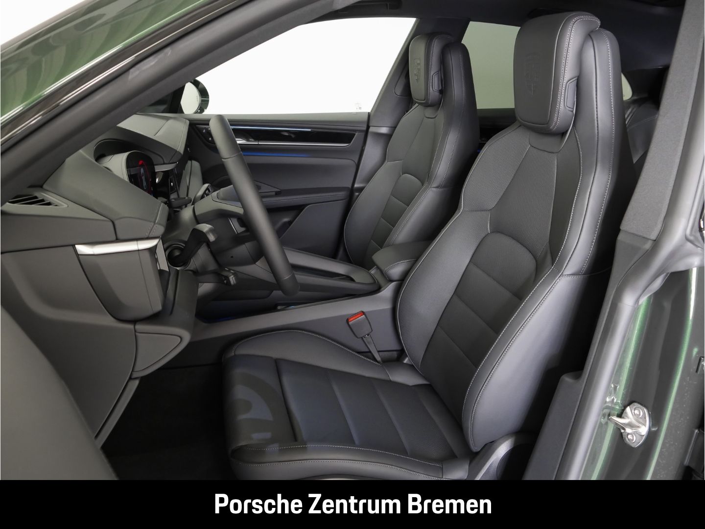Porsche Macan 4 S Burmester Pano InnoDrive Luftfederung