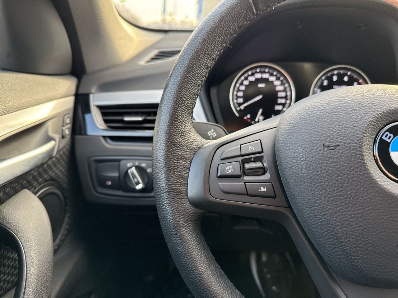 BMW X1 xDr20i Advant - Samsaru's Car Outlet