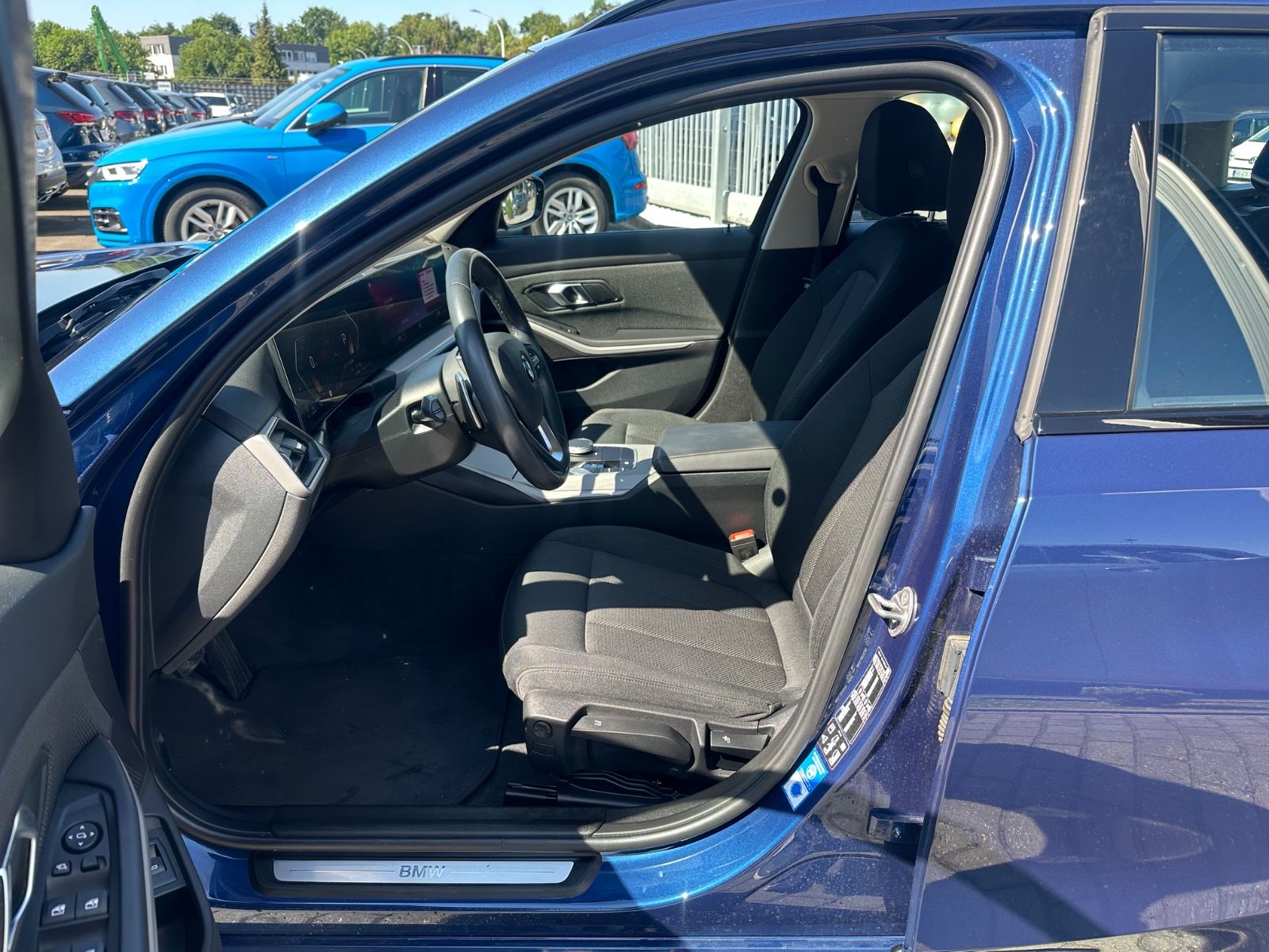 BMW 320 d Touring - Samsaru's Car Outlet