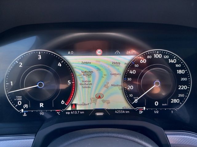 Volkswagen Touareg 3.0 TDI 4M R-Line - Samsaru's Car Outlet