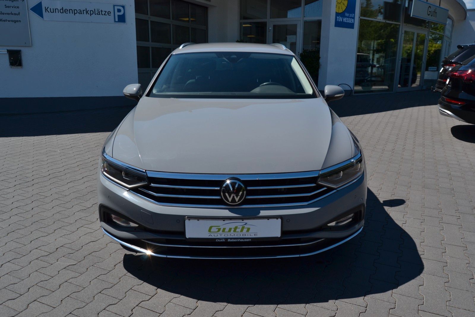Volkswagen Passat TDI 200 PS AHK Matrix ab 5,49% Finz!