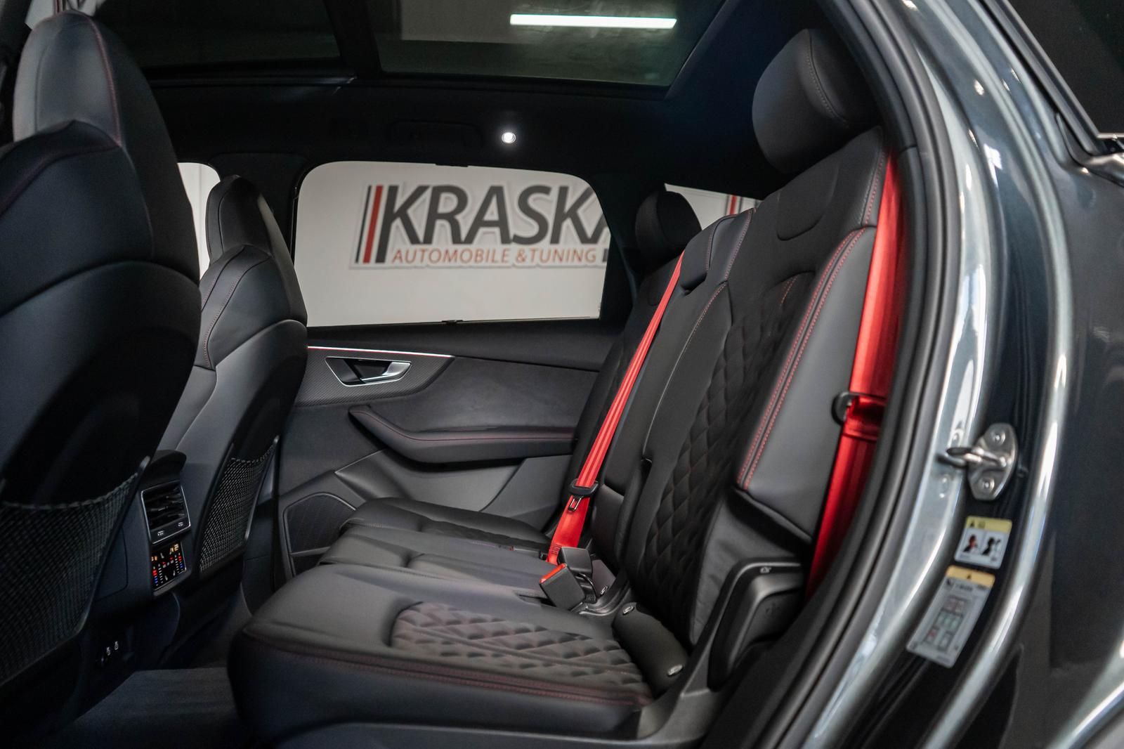 Audi Q7 50 TDI quattro S-line AHK PANO STHZ 7-SITZER
